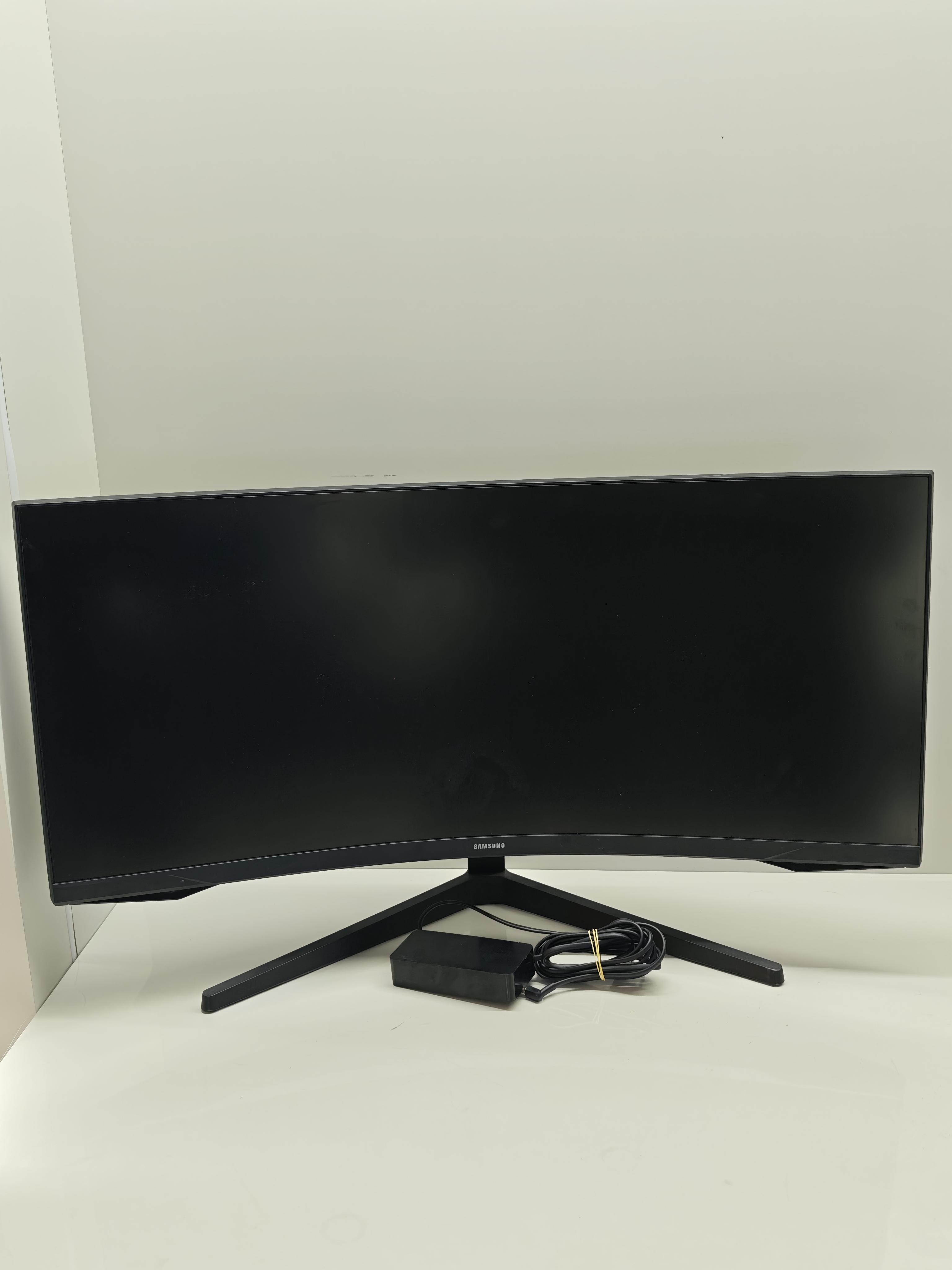 Samsung Odyssey G5 34&amp;quot; UltraWide Wqhd 165 Hz 1 ms Kavisli