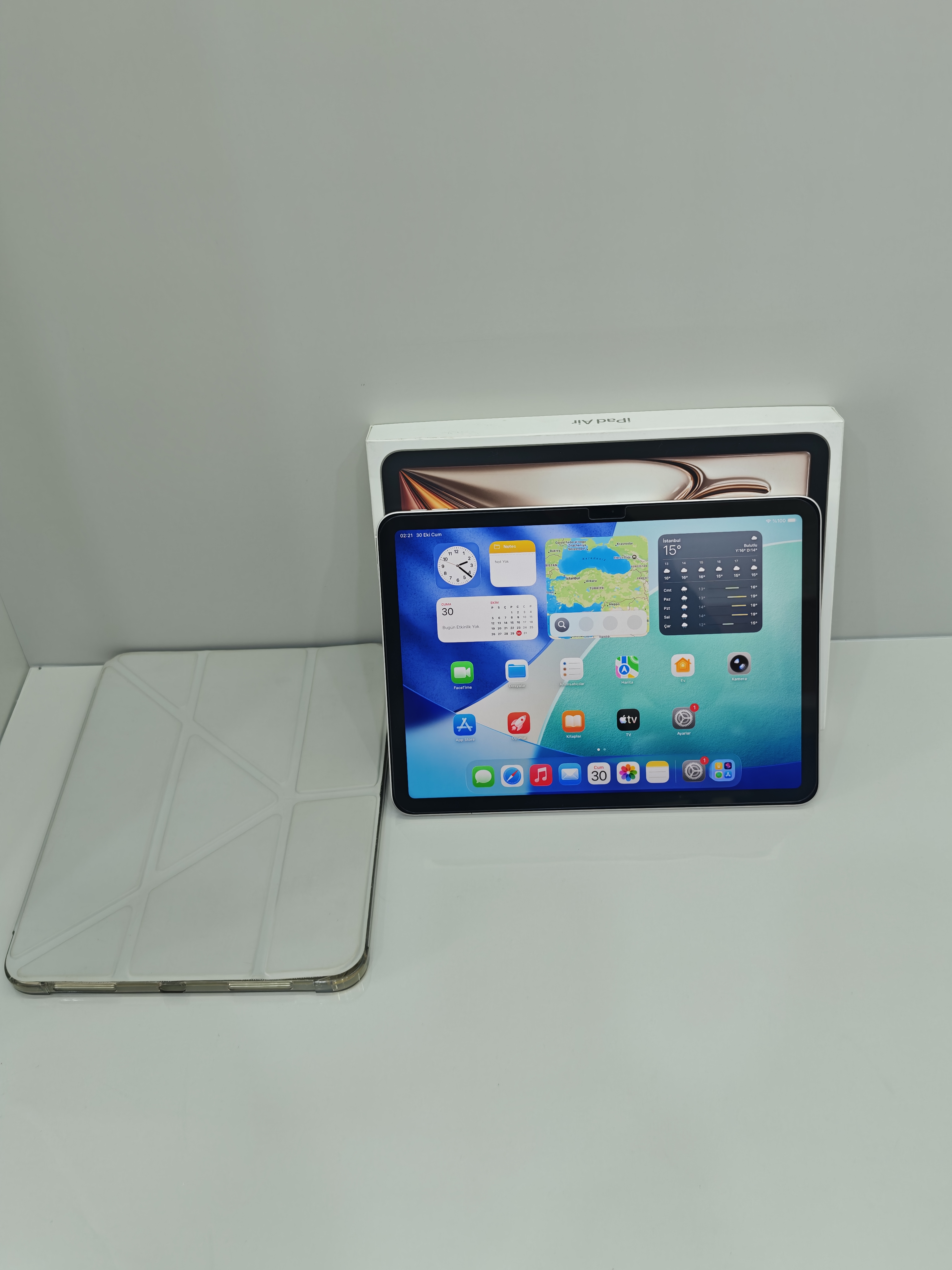 Apple iPad Air M3 11&amp;quot; 128 GB Wi-Fi Yıldız Işığı %100 Pil Garanti
