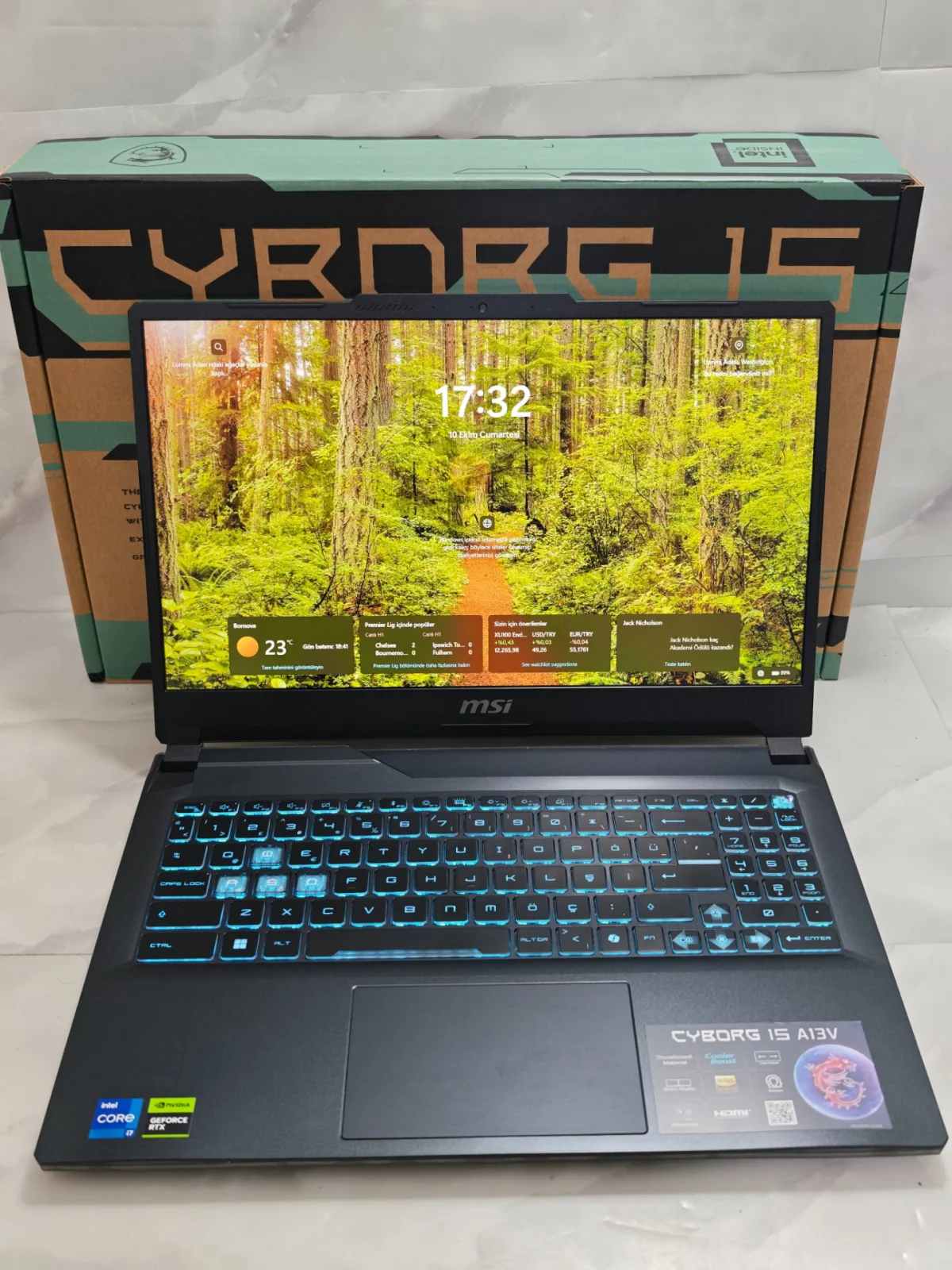 MSI Cyborg 15 A13VF-893XTR i7 13620H RTX 4060 16 GB RAM 512 GB SSD