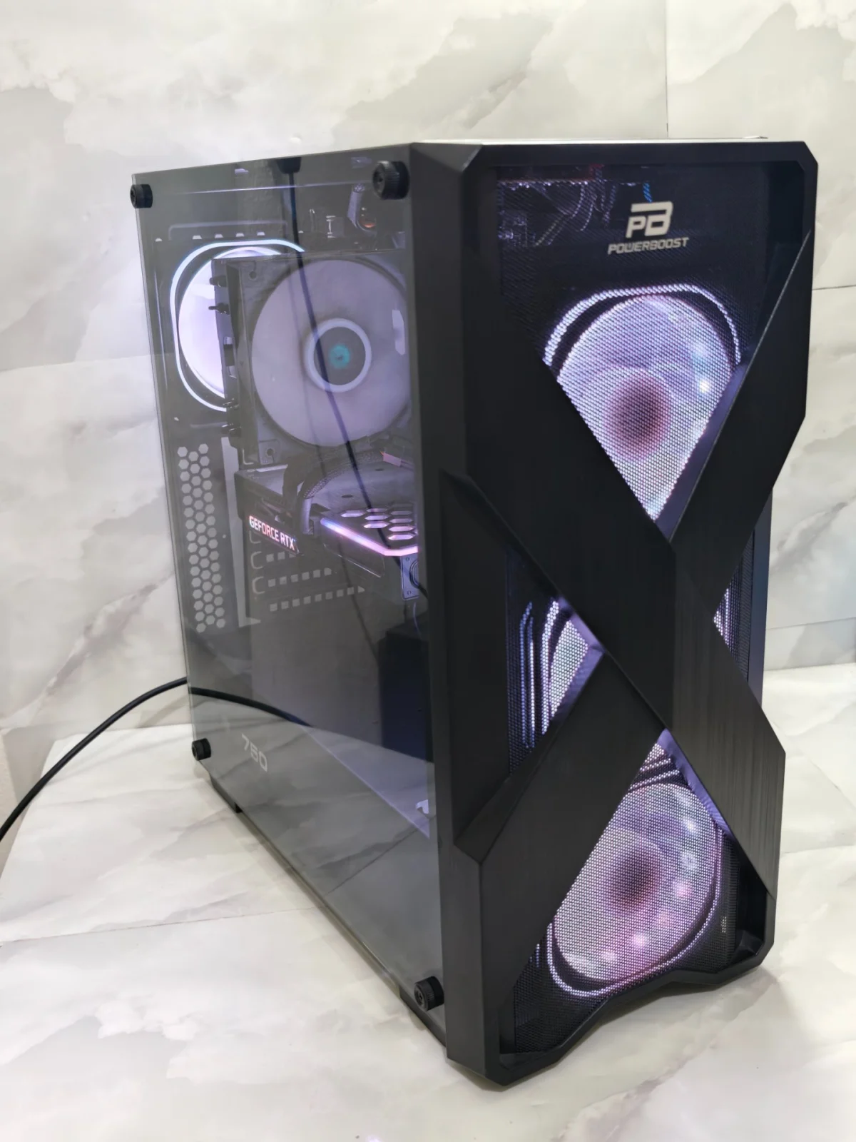 Ryzen 5 5600 / RTX 3060 Ti 8 GB / 16 GB 3200 MHz / 1 TB NVMe